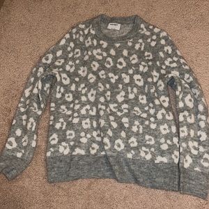 Old Navy Leopard print sweater
